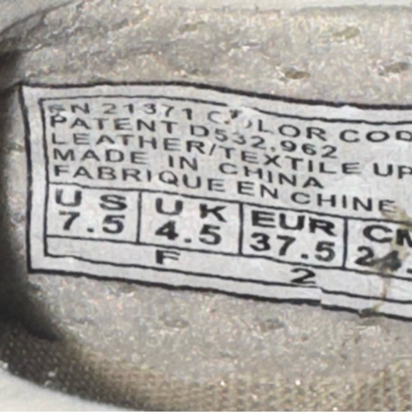 Skechers Womens 7.5 Mary Jane Cream Gold Patent Leather Comfort Flats - Picture 5 of 5